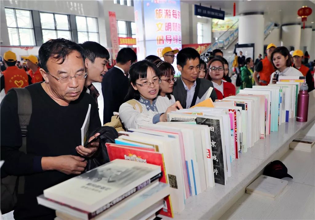 “我回来了！”春运第一天，贵港用最温暖的方式欢迎你回家