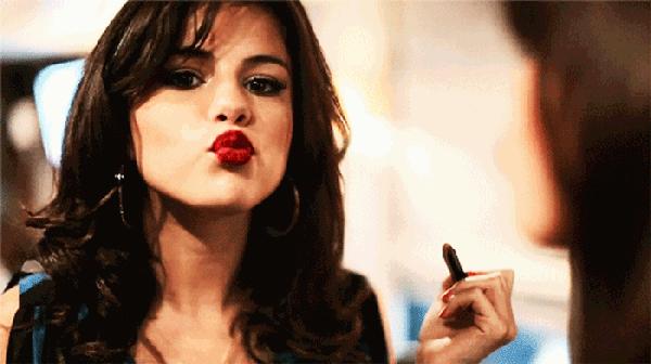 mac又纯又欲口红色号,mac粉嫩的口红色号