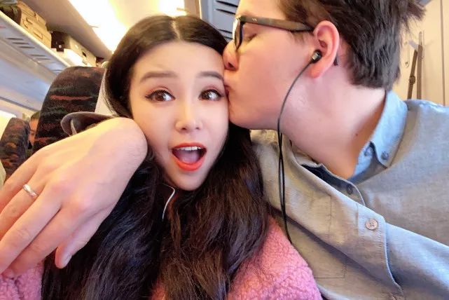 东北27岁姑娘裸嫁老外！洋婆婆的礼物是：旧自行车和洗衣机