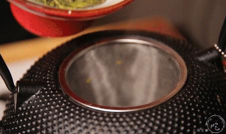 要火！魔都独①份的「毛血旺茶火锅」来了！刚开30天排爆虹口足球场