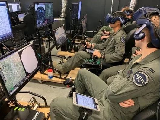 何晓骁¦“XR”与人工智能在美军“飞行员未来训练”计划中的作用