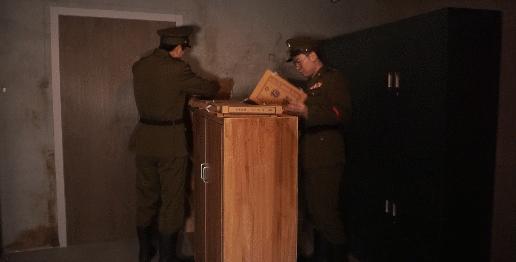 胆小慎入沉浸式体验游戏攻略,胆小慎入密室逃脱