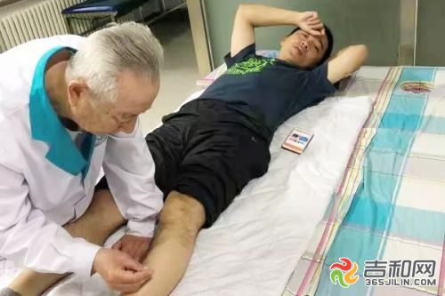 医师郭绍光：84岁高龄仍然每天出诊3小时