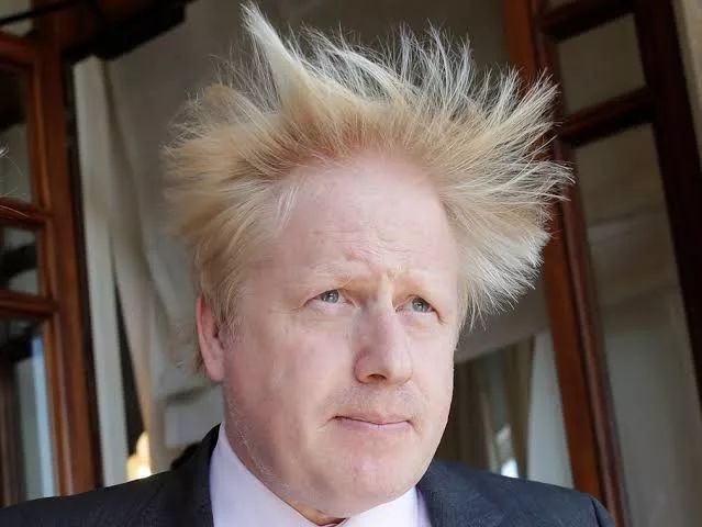 他44岁当市长，55岁当英国首相：躬身入局，方能成事