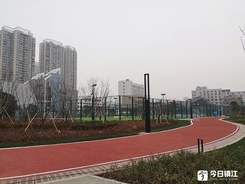 镇江健康路体育公园收费么,镇江健康路体育公园羽毛球