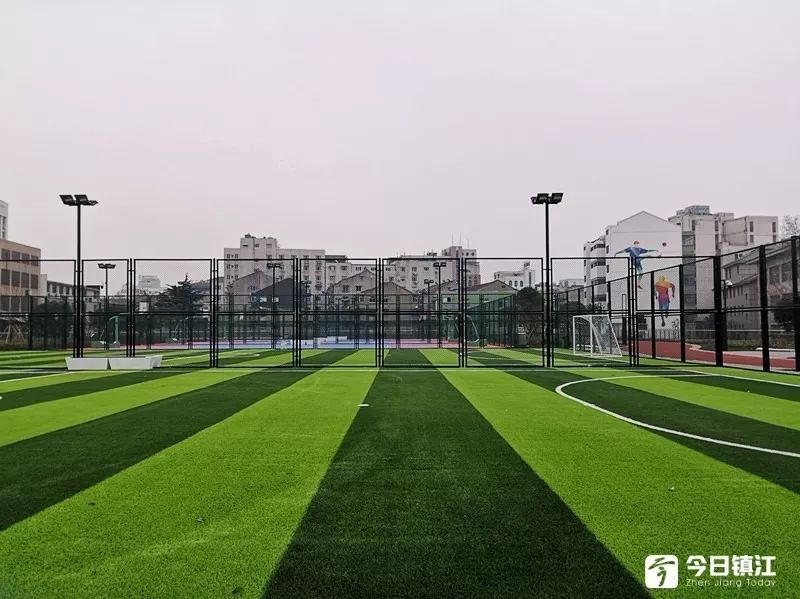 镇江健康路体育公园收费么,镇江健康路体育公园羽毛球