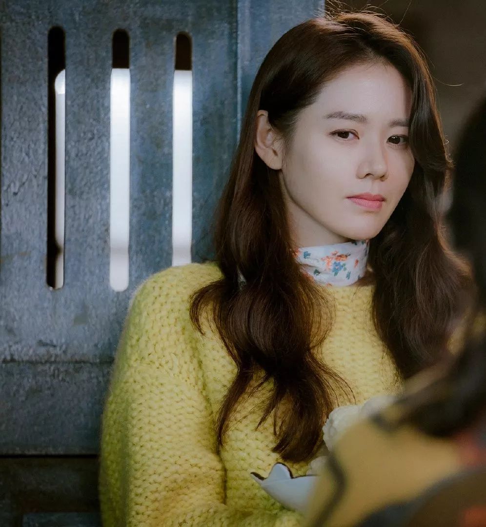 孙艺珍穿的真丝裙子,玄彬孙艺珍协商服装