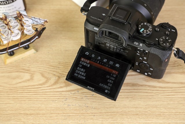 一万元相机怎么买,一万块钱左右能买什么相机