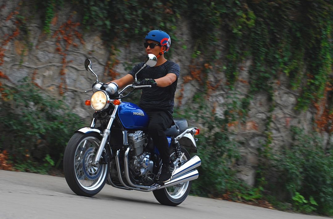 本田cb4002018款试驾,2024款本田cb400试驾