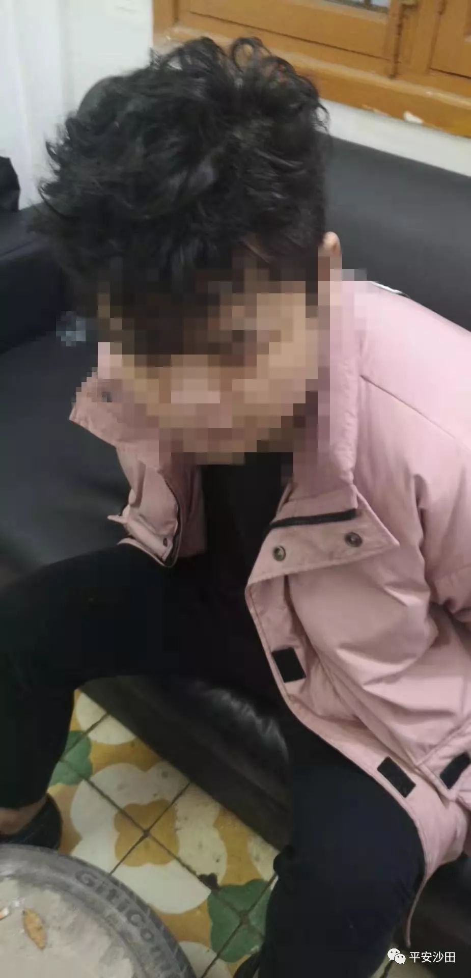 微信卖口罩诈骗人该受到什么处罚,微信朋友圈卖口罩诈骗案