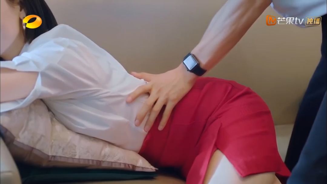 萧亚轩姐姐michelle,萧亚轩相差16岁的姐弟恋