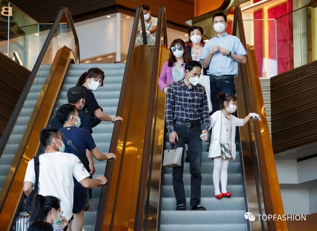 TF专题#疫情严峻牵动整个时尚产业，奢侈品牌如何捱过寒冬？