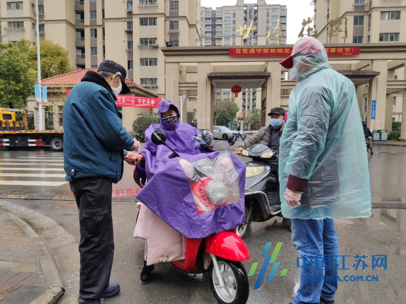 那一抹红照亮游子归家路,那一抹红惊艳了众生