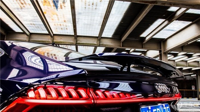 驾控体验与外观背道而驰？简析奥迪A7