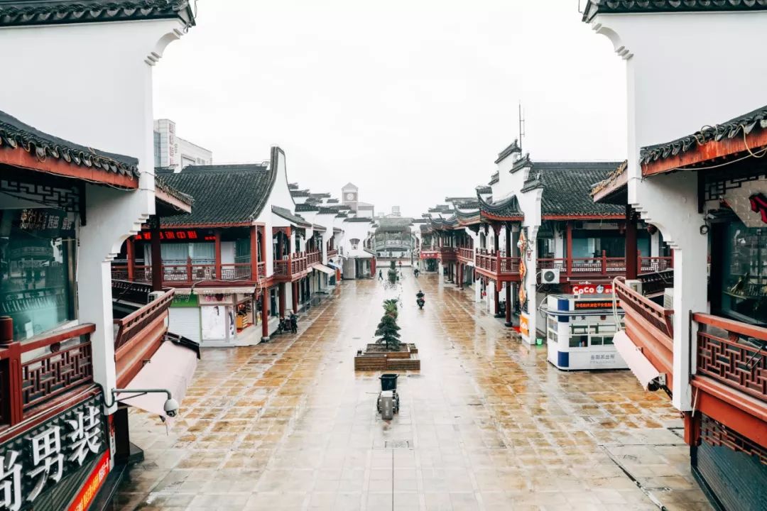 待阴霾散去我们一起去看海,待阴霾散去看春暖花开