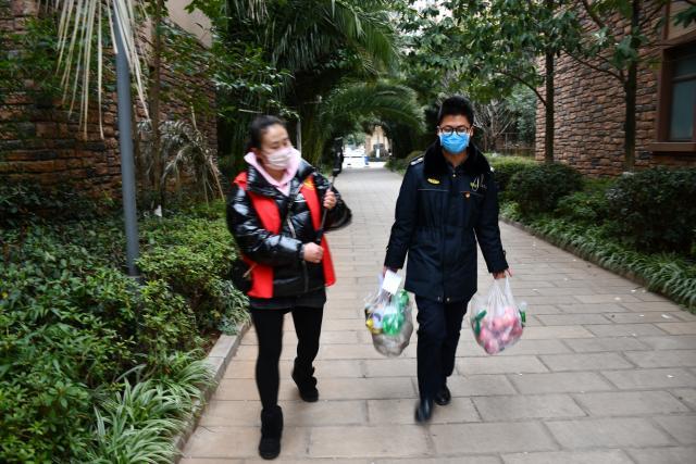花式自建房直播,花式宅家直播