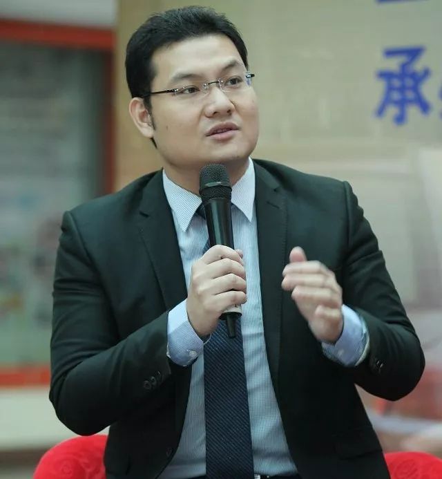 凝望每一双眼，告捷终将来到身边！|文艺佛山，共同战“疫”