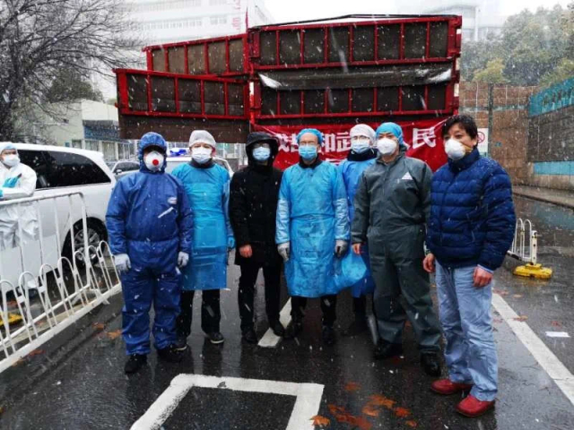 武大学子的三行情书,武大学生封校日常