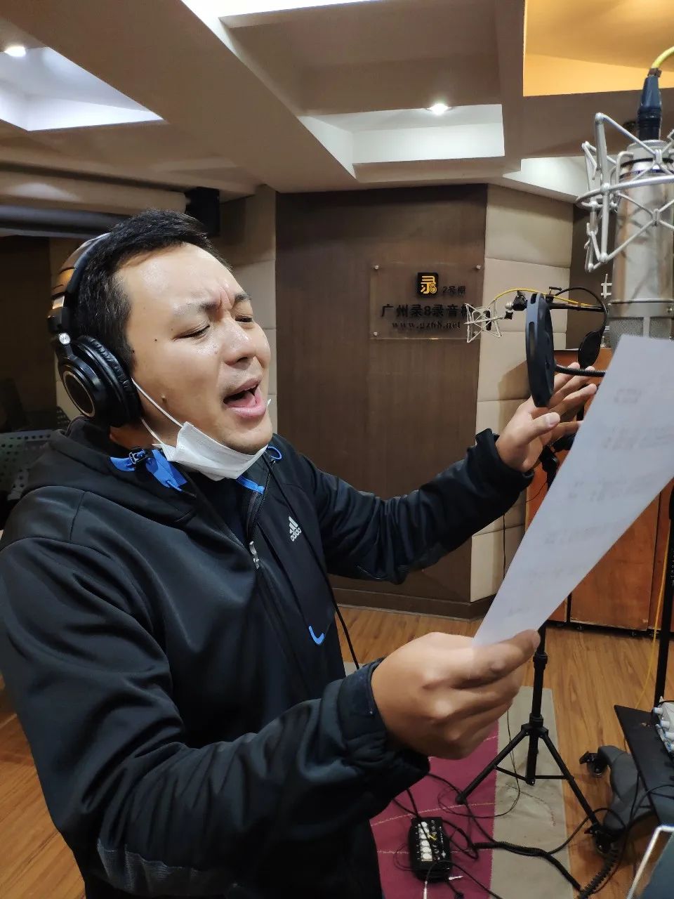 抗疫原创歌曲展,抗疫歌曲你是光手语舞