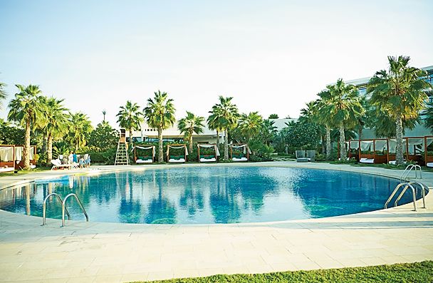 疫情期间去迪拜玩,现在疫情还能跟团去迪拜旅游吗