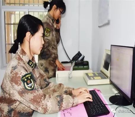 女兵最美的样子,女兵的美