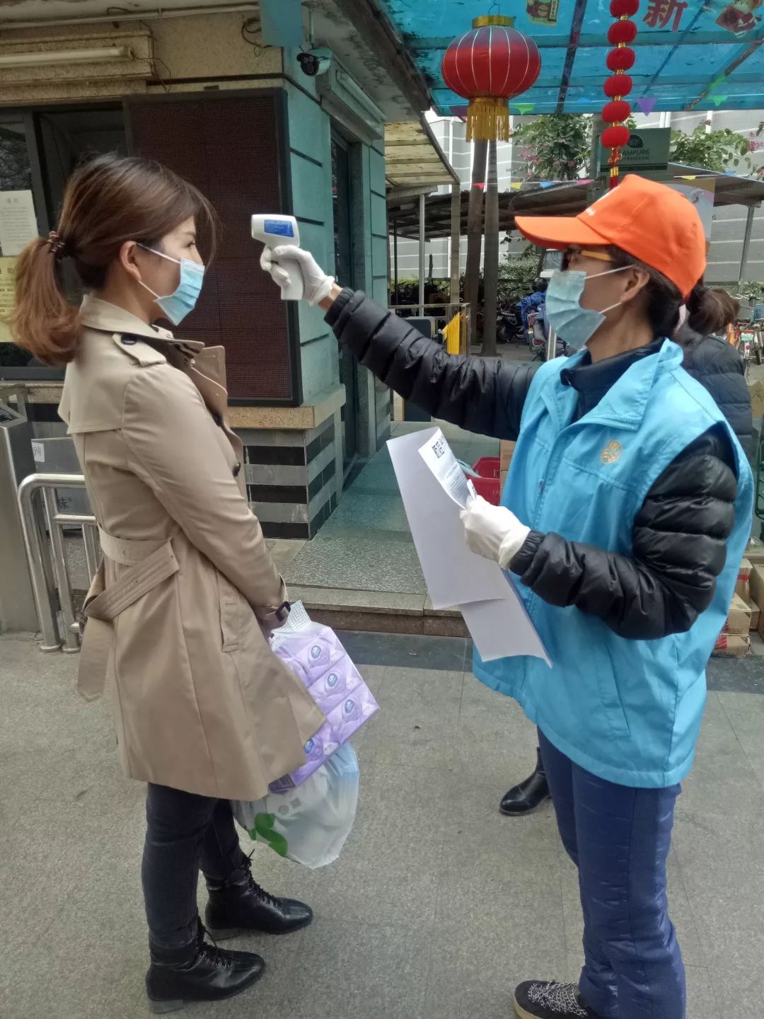 东莞“楼嫂”“袋鼠妈妈”…你身边有这样一群人吗？