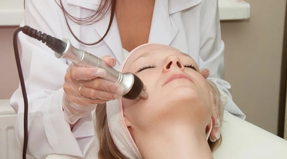 出门的时候一定要好好戴口罩,这个春天护肤不用愁