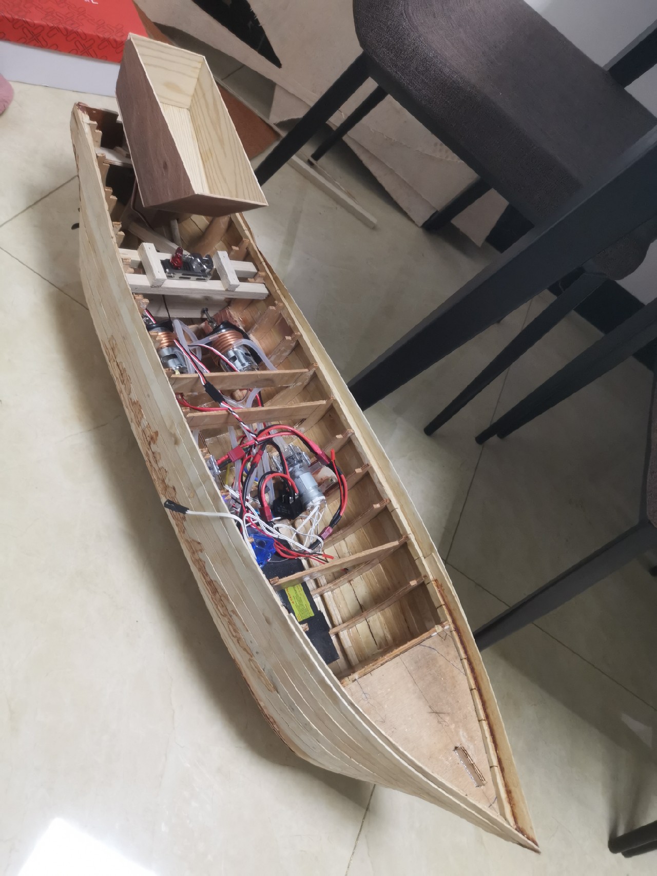 diy钓鱼打窝船,自制钓鱼打窝船外壳图纸