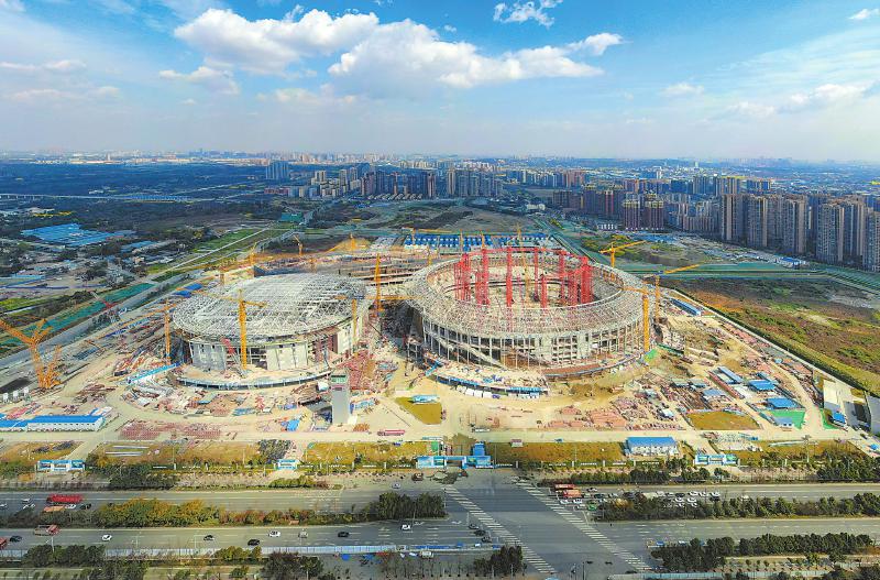 成都凤凰山体育中心好久完工,成都凤凰山体育场投入使用了吗