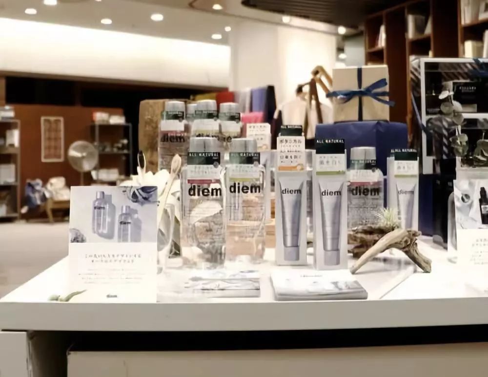 戴着口罩有口臭别人能闻到吗,戴口罩有口臭这些法宝来帮你