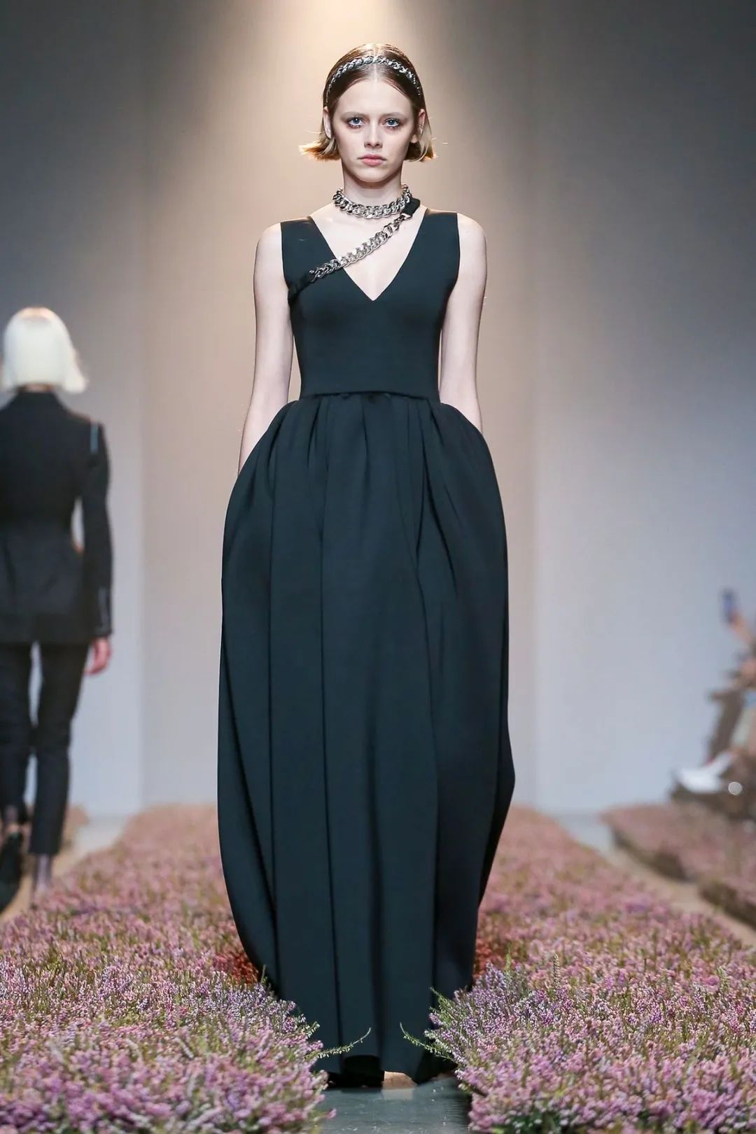 什么是巴黎时装,巴黎时装叫什么