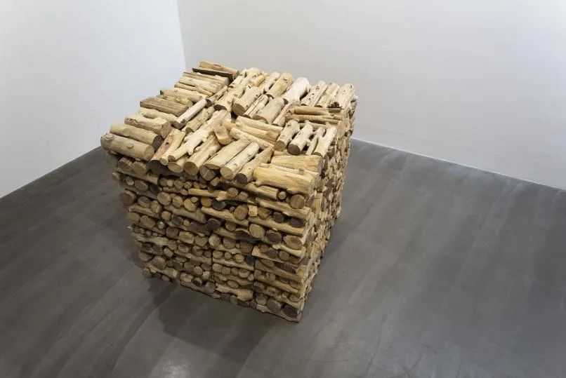 香港巴塞尔艺术展包,香港巴塞尔艺术品市场