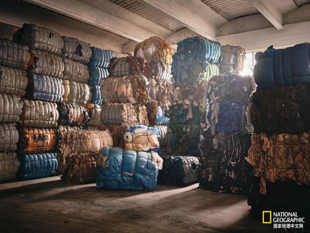 这是为拯救全人类而穿的衣服？