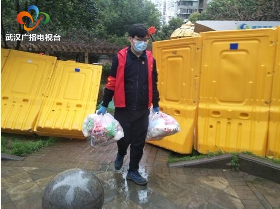 璺戣吙浠ｈ喘涓囪兘灏忓摜,璺戣吙浠ｈ喘鏃犱汉鎺ュ崟