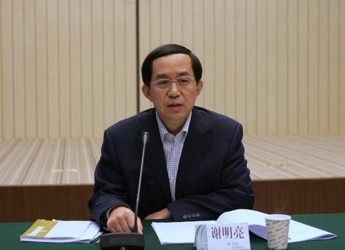 长期信仰宗教，搞权色交易，曾为反腐明星的电老虎被开除*党**籍