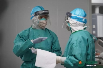 女儿问他何时凯旋，33年军龄的军医用一句唐诗回复……