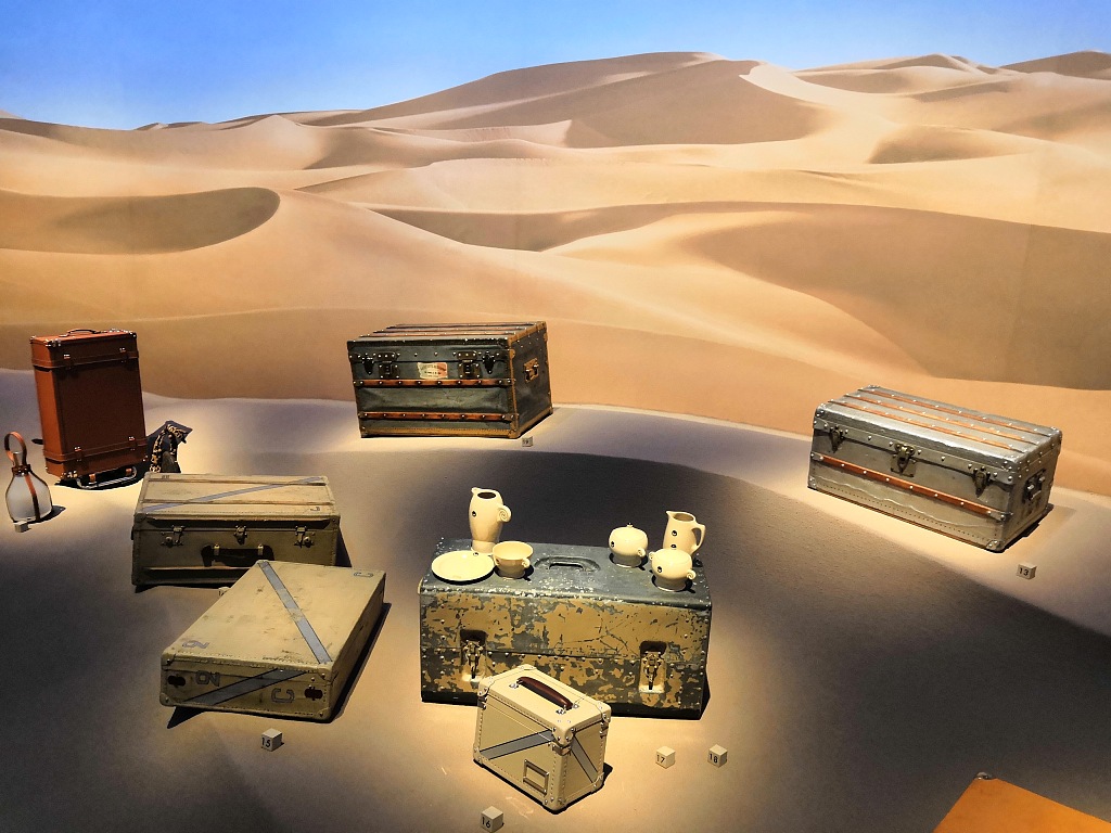 近期奢侈品涨价,年底奢侈品暴跌