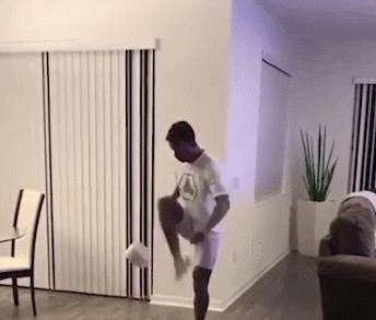 万物皆可颠羽毛球,万物皆可颠球马龙