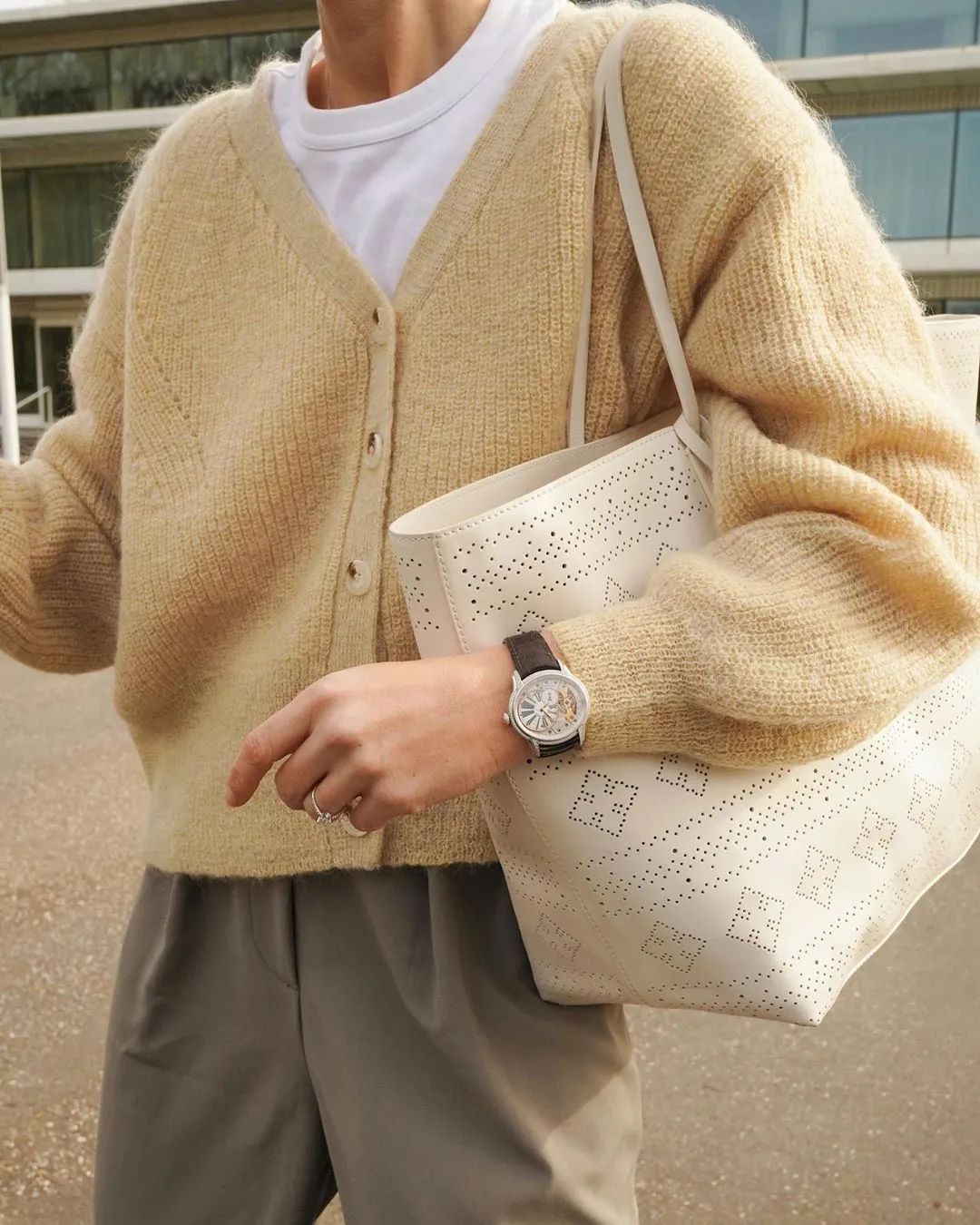 推广衣服词句,衣服推广有必要吗