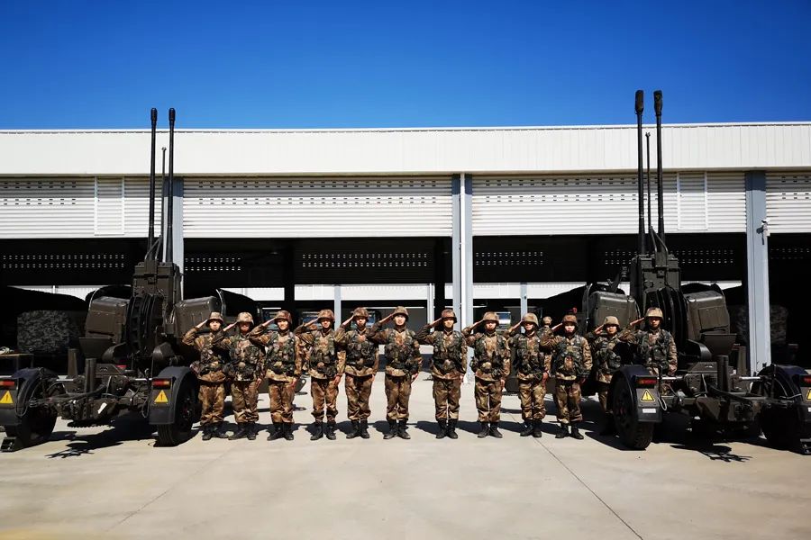 前线夜读|新兵连的迷彩记忆