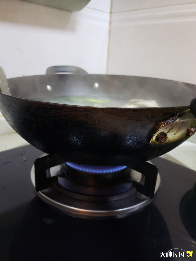 凤凰涅盘浴火重生对火的崇拜,凤凰涅盘浴火重生需要的是勇气