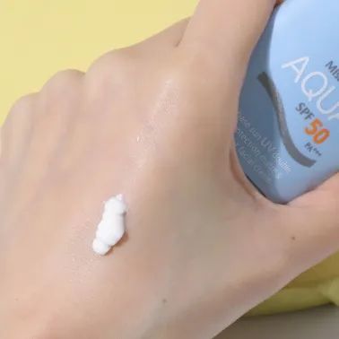 安耐晒防晒霜网红测评,安热沙网红防晒霜