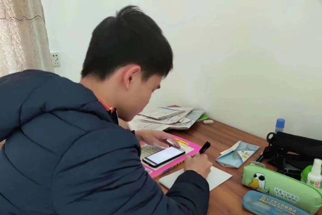 玉林17岁男孩留下一封信离家出走离家前曾说“时间不多了”