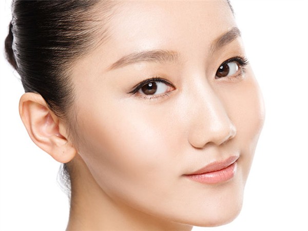 唇周黑色素沉着怎么去除,唇周黑色素沉淀怎么去除淡化