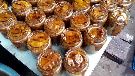 油焖笋为什么会有白点,油焖笋中有白色物质