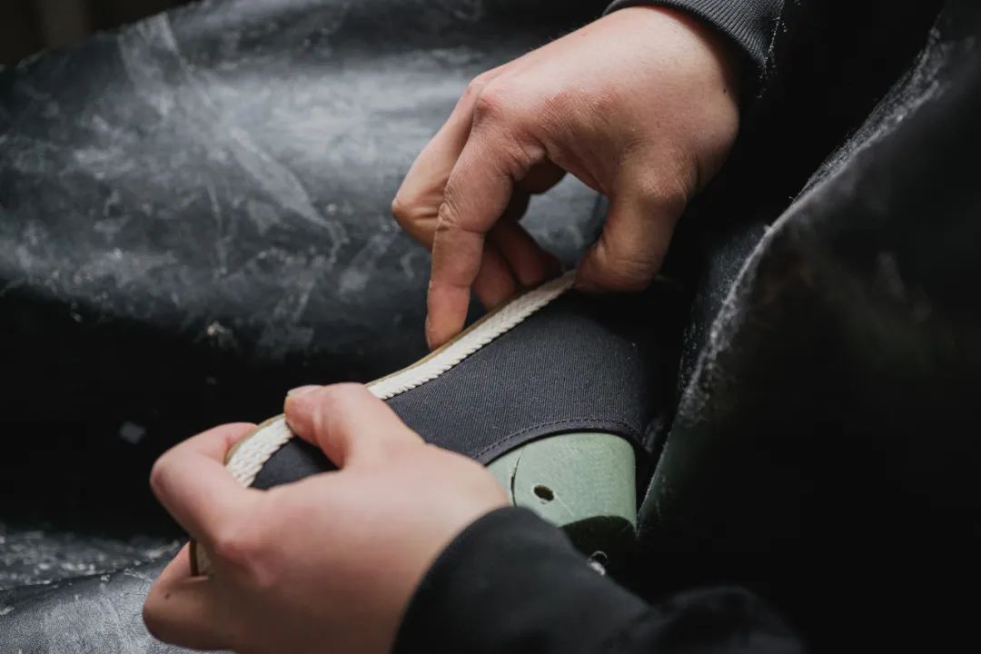 一双老布鞋完整版,最好的老北京布鞋年轻人穿的