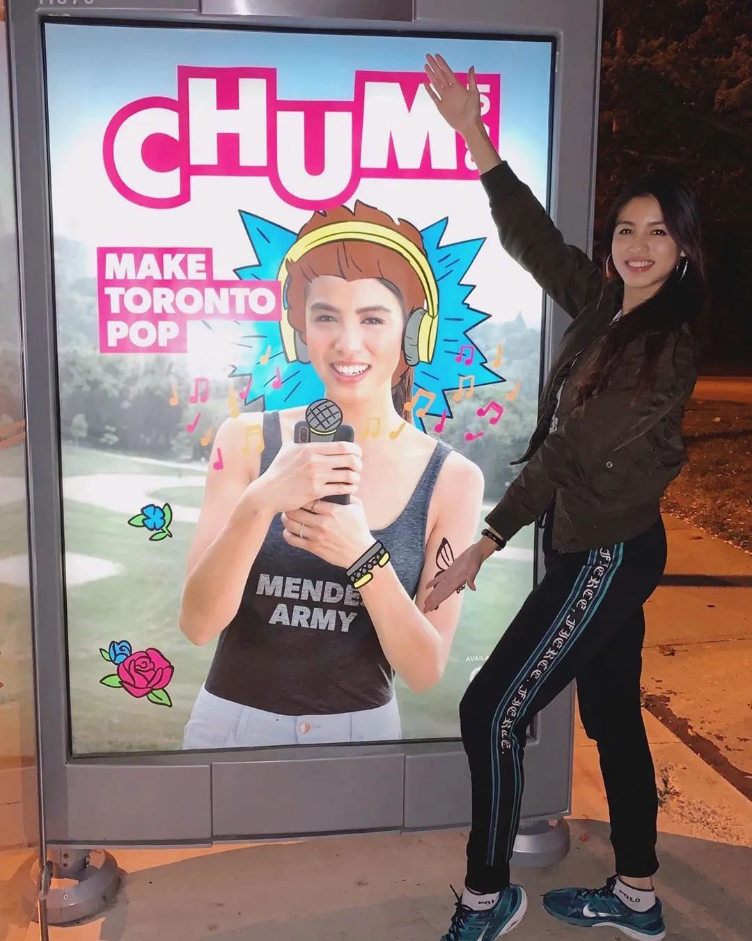 何依婷处女剧弹起，164唔够90斤！同届雷庄儿宜家做紧咩呢？