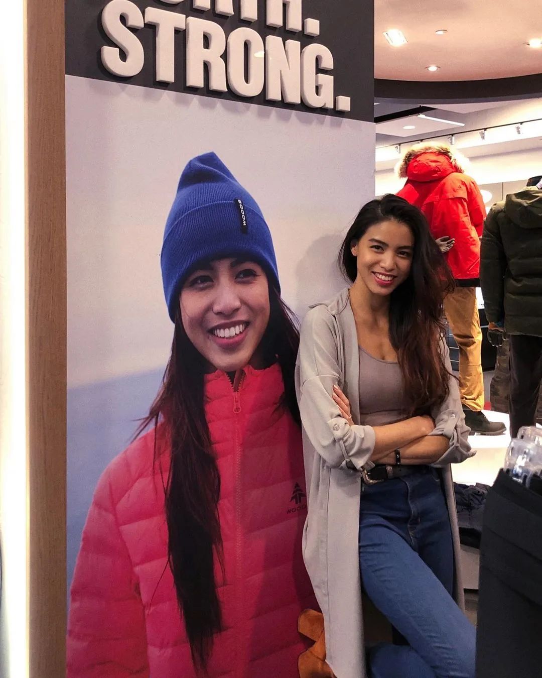 何依婷处女剧弹起，164唔够90斤！同届雷庄儿宜家做紧咩呢？