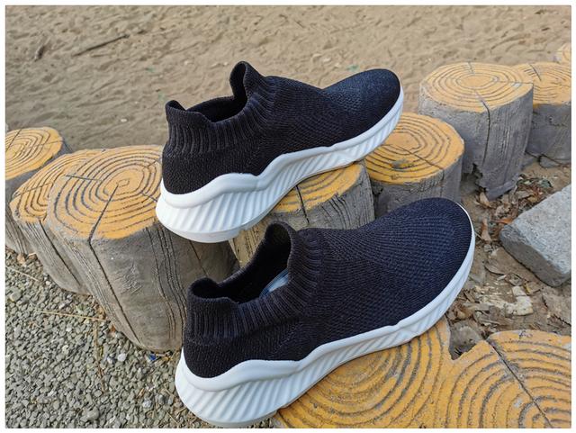 巴黎世家弹力袜子鞋正品,巴黎世家鞋脚感最舒服的