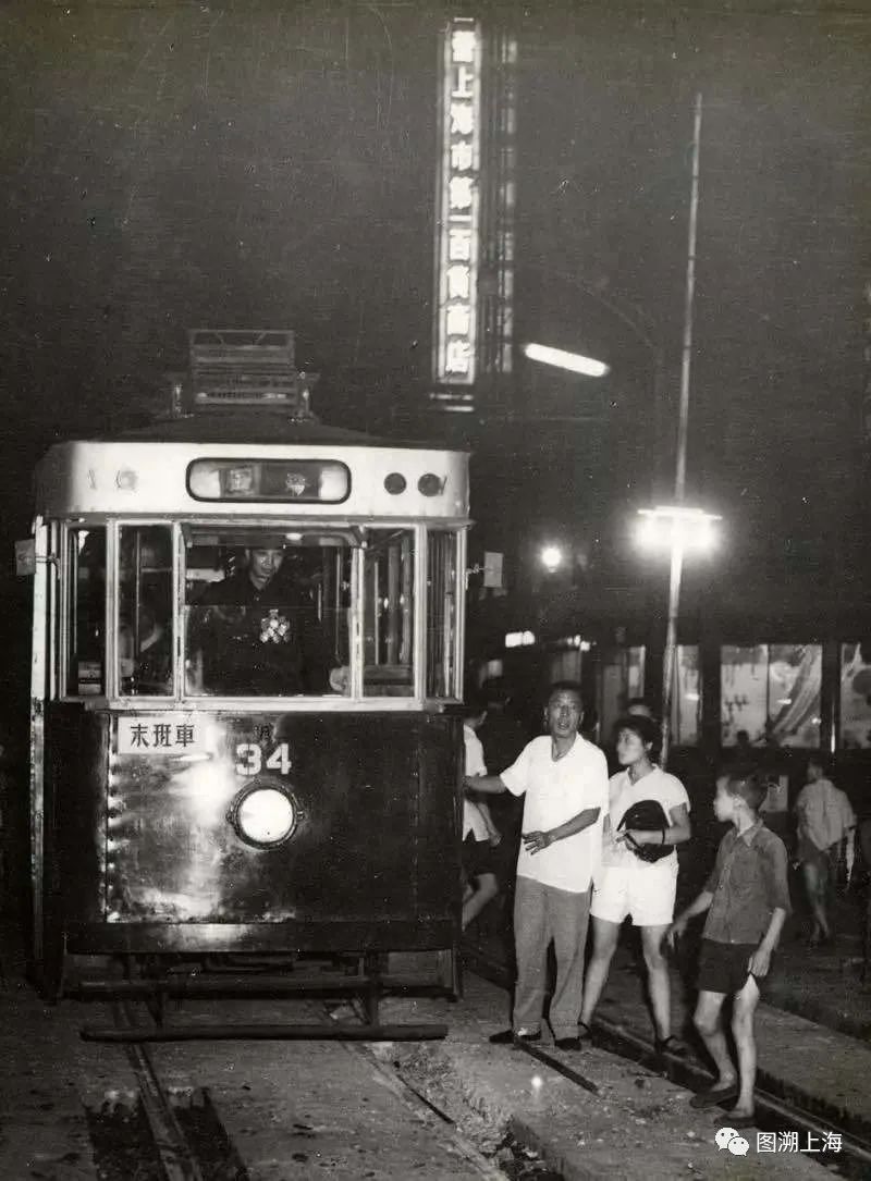 记忆公交车细节,记忆中的24路公交车